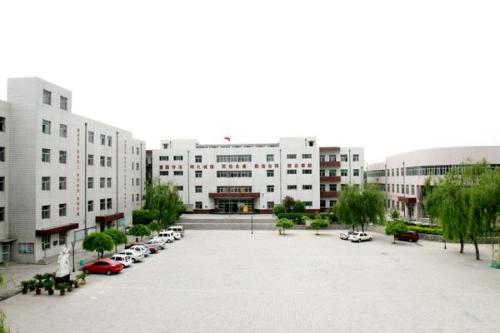 保定技師學院學生可以享有哪些優(yōu)惠政策？