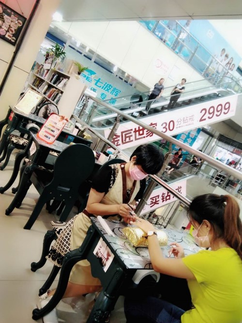 纖指圓夢(mèng)想！保定東方技工學(xué)校創(chuàng)業(yè)者——李丹！  