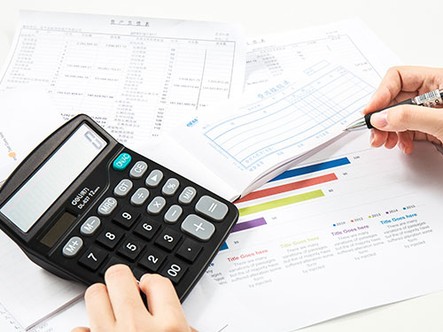 張家口會計學(xué)校有哪些？會計行業(yè)現(xiàn)在發(fā)展的怎么樣？