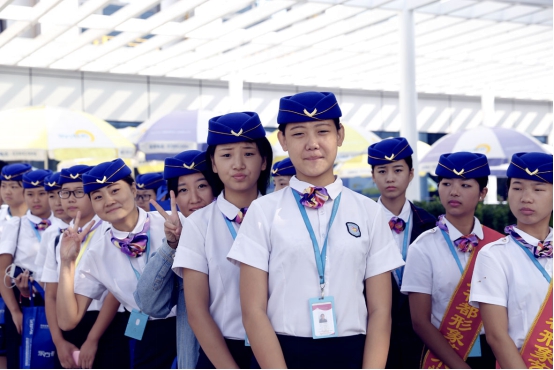 為什么都選擇石家莊中英航空學校？