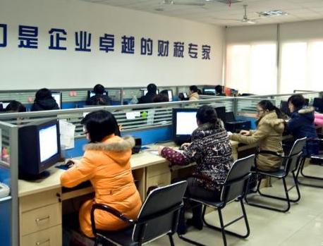 唐山會(huì)計(jì)學(xué)校有哪些培訓(xùn)班？