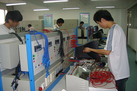 煙臺(tái)機(jī)電學(xué)校有哪些？