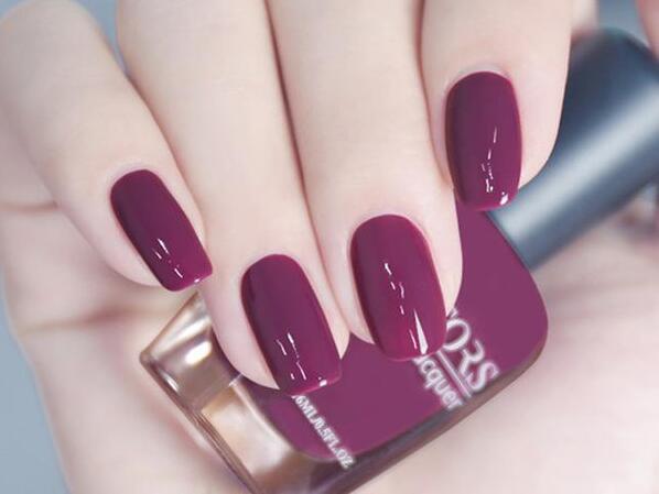 學(xué)美甲，就到保定世紀(jì)美黛美容美發(fā)學(xué)校！