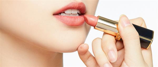 想學(xué)短期化妝去哪家學(xué)校好？   