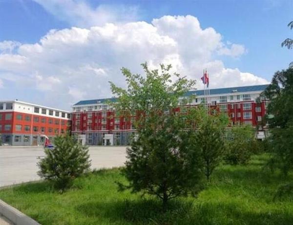 齊光科技文化專業(yè)學(xué)校有口腔醫(yī)學(xué)專業(yè)嗎？