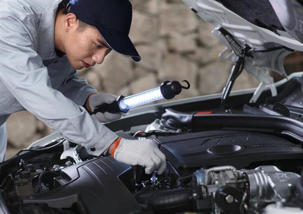 河北省機(jī)電技工學(xué)校:修理汽車的注意事項(xiàng) 河北省機(jī)電技工學(xué)校:修理汽車的注意事項(xiàng)