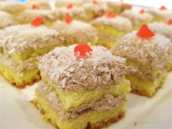 中西糕點(diǎn)無所不能，就在邢臺(tái)荔枝村烘焙專修學(xué)校！