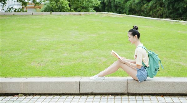 青島巖天數(shù)控職業(yè)技術(shù)學(xué)校有哪些專業(yè)？