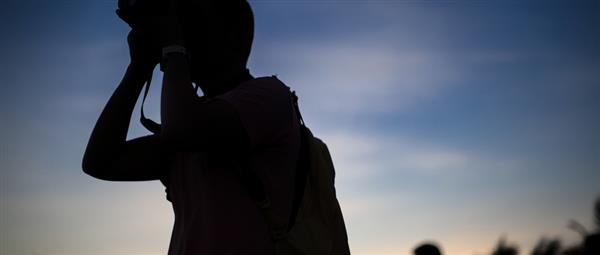 現在是學習攝影好還是化妝好呢？