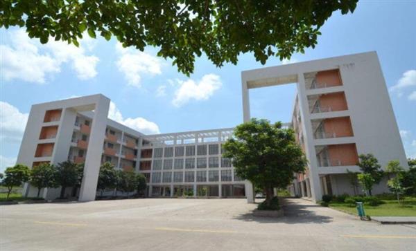 濟(jì)南計(jì)算機(jī)學(xué)校有哪些？