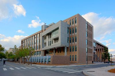 學(xué)生在山東職業(yè)學(xué)院能報名哪些專業(yè)？