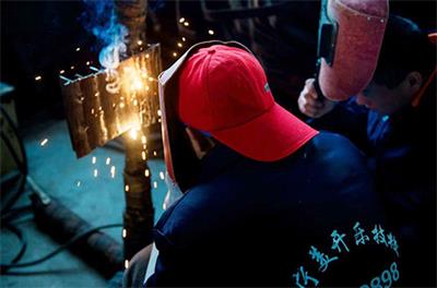 濟寧美開樂技校有電工專業(yè)嗎？   