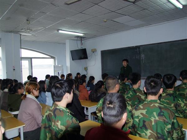 保定新興工業(yè)技工學校