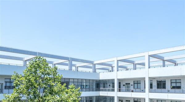 學(xué)歷+技能雙保障？保定新興工業(yè)技工學(xué)校歡迎你！