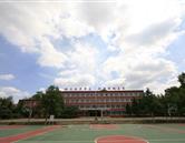 中國(guó)洛陽(yáng)一拖技師學(xué)院